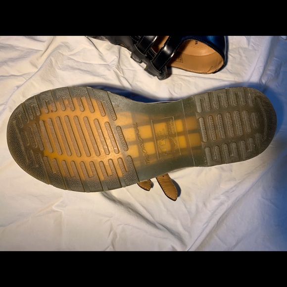 MaryJane Doc Martens Size 8 - Picture 7 of 11